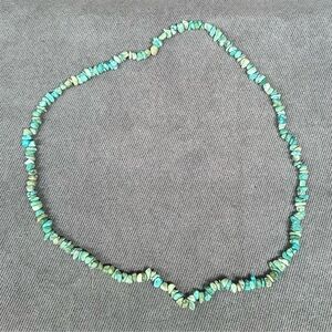 Vintage turquoise nugget necklace 18”